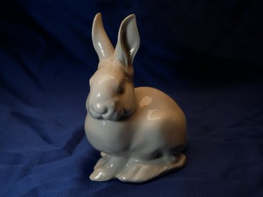 Preview: Porzellanmanufaktur Allach - Hase, sitzend - Entwurf Prof. Th. Kärner Nr. 61