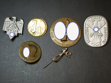 Preview: 6 Abzeichen - WHW HJ Treueschwur usw.