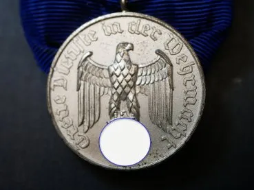 Wehrmacht 4 Jahre Dienstauszeichnung an Einzelspange mit Adlerauflage