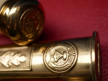 Preview: NVA Generalsdolch Grenztruppen im Etui mit Gehänge + Hänger