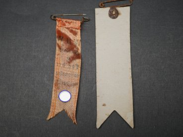 Preview: Lot von 2 WHW Abzeichen - Hamburg, Tag der nationalen Solidarität