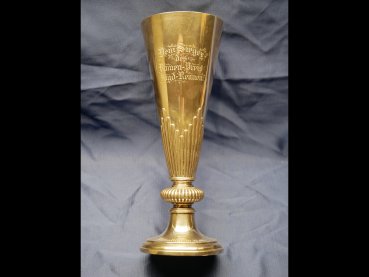 Silver Cup of the Field Artillery Shooting School in Jüterbog "To the winner of the Ladies' Prize Pursuit Race" Jüterbog, 10.XI.04.