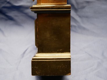 Bronzierte Büste mit Bildnis von Kaiser Wilhelm II auf Holzsockel mit Plakette "Offizierschiessen am 5.8.03 1.Preis"