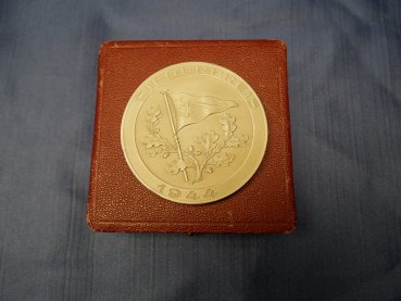 Preview: Medal in case - Dresden Club Regatta Winner's Prize 1944