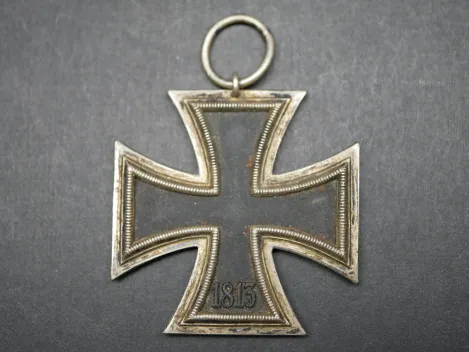 Iron Cross 2nd Class 1939, no maker's mark, slightly surface rusted