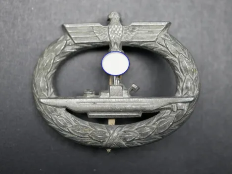 U-Boot-Kriegsabzeichen 1939 ohne Hersteller, Feinzink, leicht getragen
