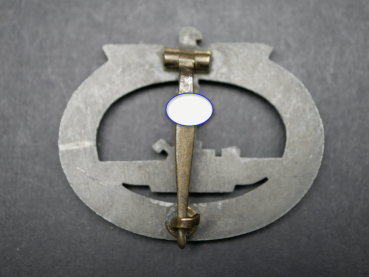 Preview: U-Boot-Kriegsabzeichen 1939 ohne Hersteller, Feinzink, leicht getragen