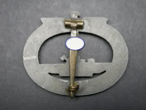 Submarine War Badge 1939, no manufacturer's mark, zinc alloy, lightly worn