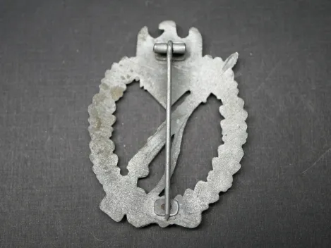 ISA Infanteriesturmabzeichen in Silber ohne Hersteller, Nadelhaken fehlend