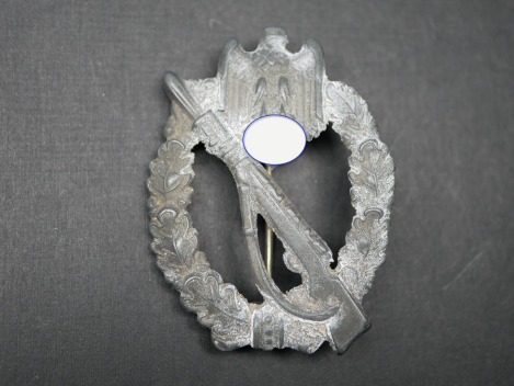 Preview: ISA Infantry Assault Badge in Silver, no manufacturer's mark, pin hook added