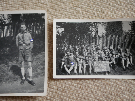Kleines HJ Lot - Urkunde + Abzeichen + Ärmelabzeichen + Fotos