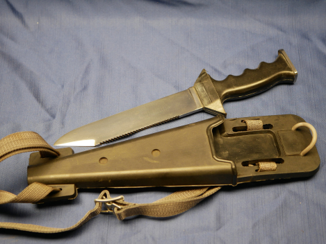 Kampfmesser Tauchermesser Typ See 82/2 DDR, NVA, Fallschirmjäger, Kampfschwimmer Volksmarine, Aufklärer/DE IX MfS