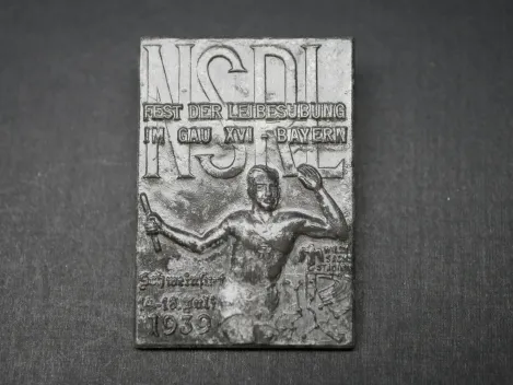 Badge - Festival of Physical Exercise in Gau XVI - Bavaria Schweinfurt 1939 NSRL