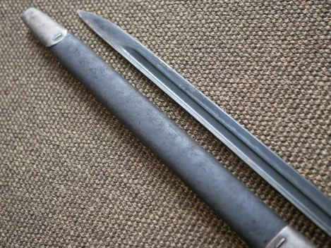 WW1 England Bajonett P1907 mit vielen Punzen guter getragener Zustand. Länge 56,5 cm