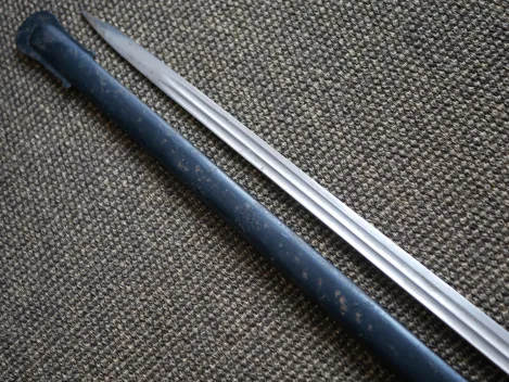 Mecklenburg Infantry Officer's Sword (IOD) '89 by Eickhorn Solingen