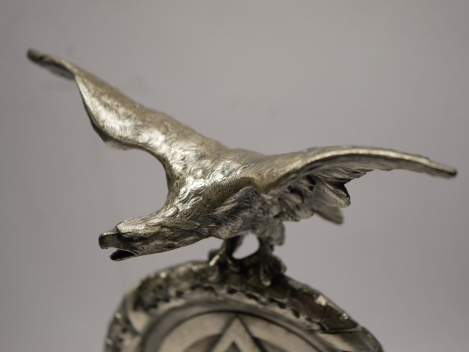 Preview: SA Medaille Siegerpreis mit Adler als Schreibtischdekoration in RZM Ausführung