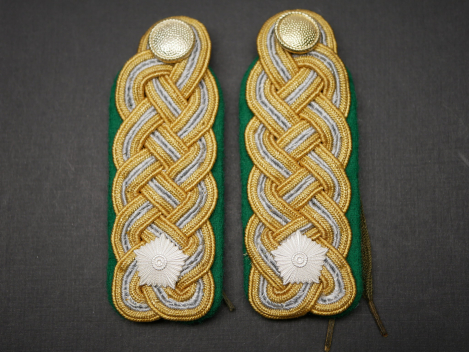 Paar Schulterklappen / Schulterstücke Generalmajor GT Grenztruppen für das Diensthemd der NVA DDR