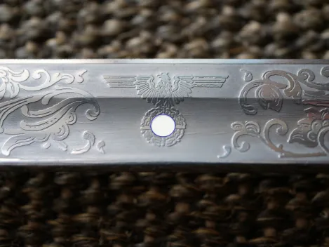 Wehrmacht officer's saber with double-sided blade etching "Kavallerie Regiment 3"