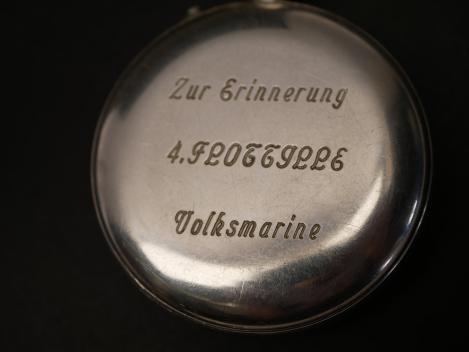 Preview: DDR NVA VM Volksmarine - Taschenuhr / Marine-Beobachtungsuhr GUB Glashütte, 1er Qualität - mit Gravur