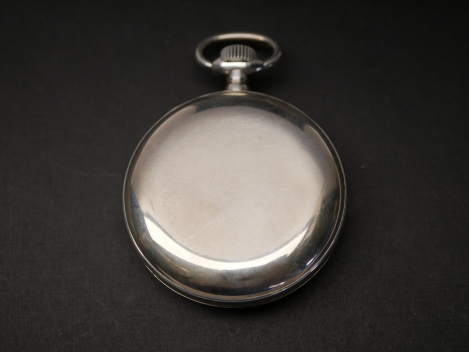 GDR NVA Pocket Watch – Extremely rare GUB Glashütte observation watch with black dial, in case