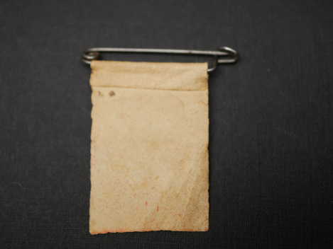 Preview: Abzeichen aus Papier - Fahne Banner Flagge mit HK