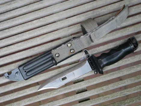 NVA Kampfmesser KM87, Nummerngleich