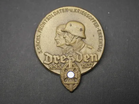 Abzeichen - 3. Sächs. Frontsoldaten u. Kriegsopfer Ehrentag Dresden 1937