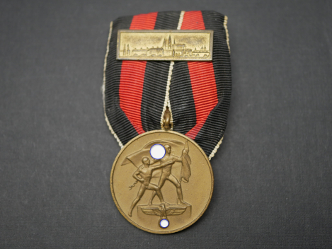 Sudetenland Medal (Commemorating 1 October 1938) with Prague Castle Bar on a single-medal ribbon bar