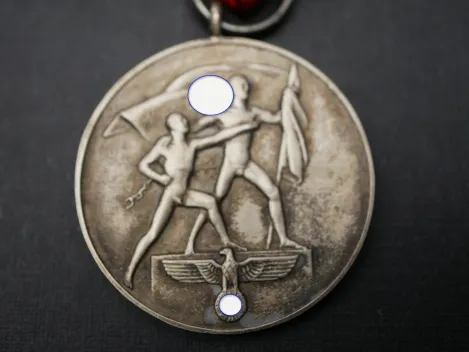 Orden / Medaille zur Erinnerung an den 13. März 1938  Anschluss Österreich