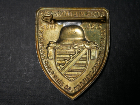 Badge – Saxon Military Association Grünbach: 60th Anniversary of the Association / 50th Anniversary of the Flag