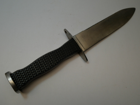 DDR NVA Kampf-Tauchermesser „Poseidon“ mit Sägerücken + Scheide