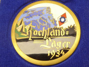Enamelled HJ badge "Hochland - Lager 1934" with manufacturer