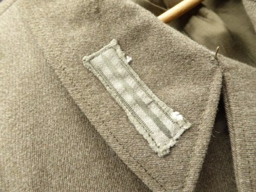 Uniform jacket army - good tailoring