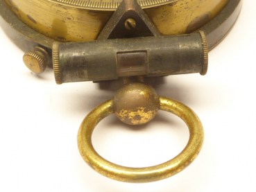 Kleiner Kompass mit Klinometer und Wasserwaage