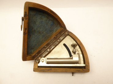 Antique dragonfly quadrant / protractor, measuring device for artillery, Simon & Co Suhl 1011 in the box