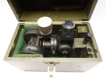 USA - Airplane Octant, Pioneer Instrument in the box