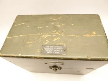 USA - Airplane Octant, Pioneer Instrument in the box