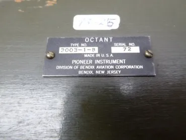 USA - Airplane Octant, Pioneer Instrument in the box