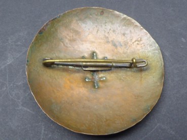Rune brooch