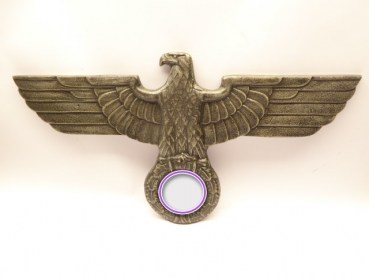 Large imperial eagle, cast aluminum, 57 x 32 cm
