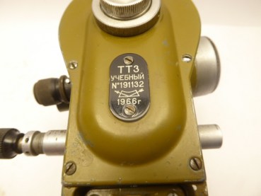 Russischer Theodolit TT3 von 1966