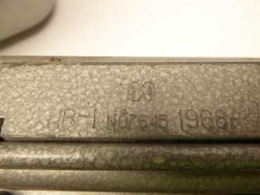 Russisches Nivelliergerät HB-1 von 1968 im Kasten