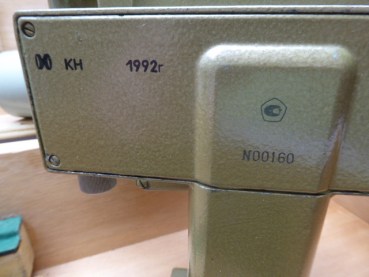 UdSSR  - Alidade KH Kippregel Fernrohrlineal + Lineal + Kasten für den Kartentisch von 1992