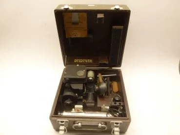 US Air Force - A10A sextant with accessories in the box