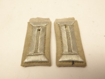 Two sleeve flaps infantry