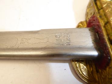 Saber of the Imperial Navy with Damascus blade, manufacturer WKC, personified by Dr. Romans