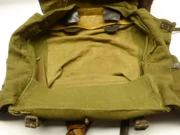 Wehrmacht / Heer - Monkey knapsack from 1943 with manufacturer