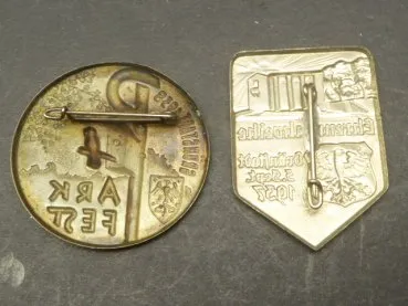 2 Badges Grünstadt - Ceremonial consecration 1937 + Park Festival 1938