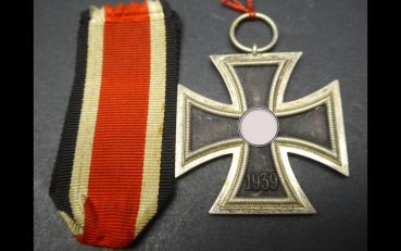 Eisernes Kreuz 2. Klasse / EK2 mit Hersteller 13, am Band