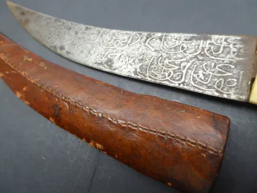 Old oriental dagger / card with blade etching and bone handle